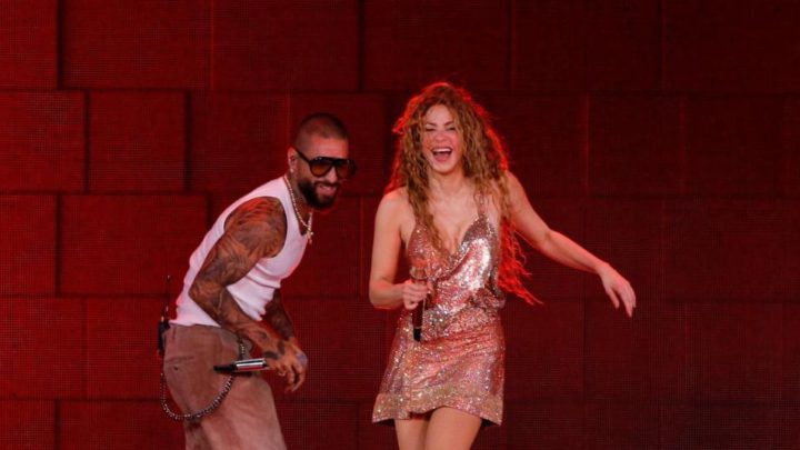 SHAKIRA PONE DE CABEZA A MEDELLIN JUNTO A MALUMA EN ESCENARIO