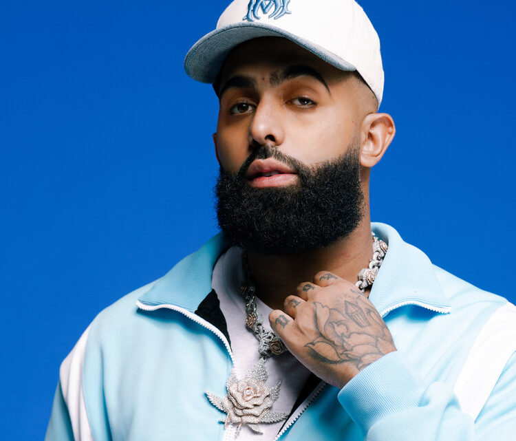ELADIO  CARRION LANZA SU ESPERADO ALBUM DON KBRN.
