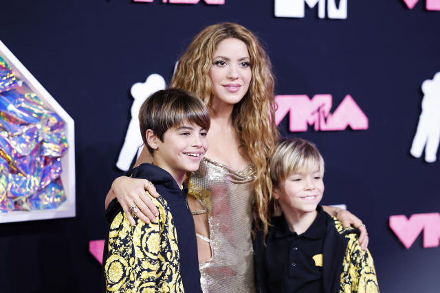 Hijos de Shakira se lucen dan adelanto de su primera canción original