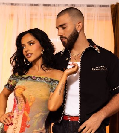 BECKY G Y MANUEL TURIZO LANZAN ´´QUE HACES´´