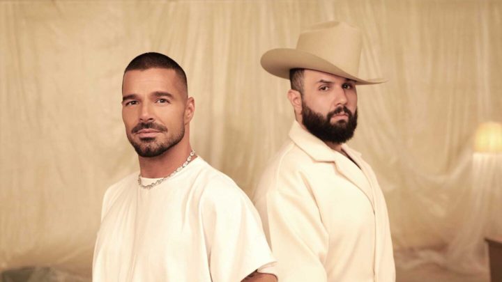 CARIN LEON Y RICKY MARTIN SE UNEN PARA RECREAR UN CLASICO DE 1995