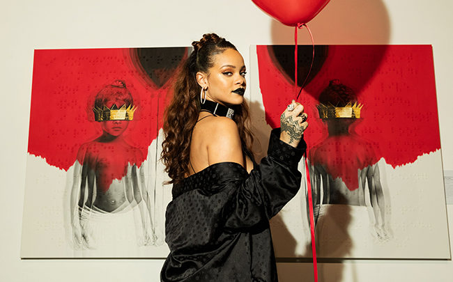 Rihanna celebra una década de «ANTI» El álbum que cambió su carrera.