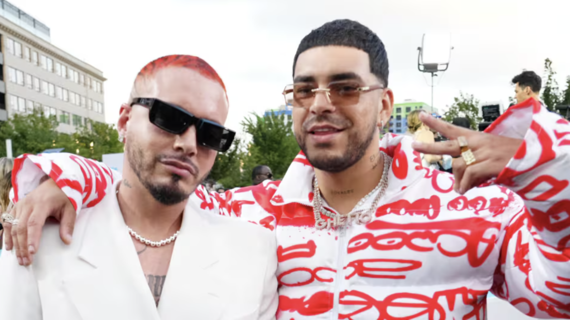 “Godzilla” ruge en el estudio: Río, hijo de J Balvin, pone la voz en la intro del nuevo hit con Ryan Castro