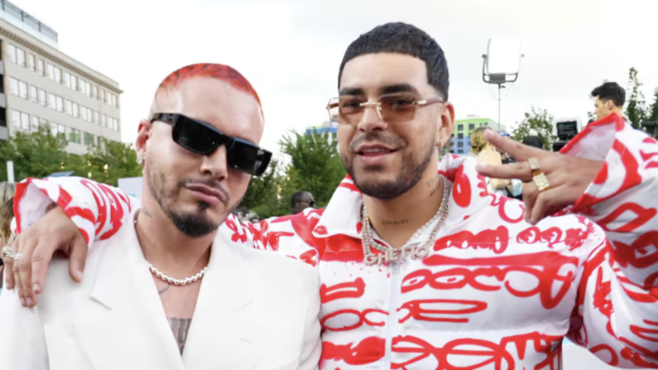 “Godzilla” ruge en el estudio: Río, hijo de J Balvin, pone la voz en la intro del nuevo hit con Ryan Castro