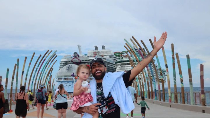 Aiunii, la hija de Jay Wheeler, derrite corazones con su ternura en redes sociales