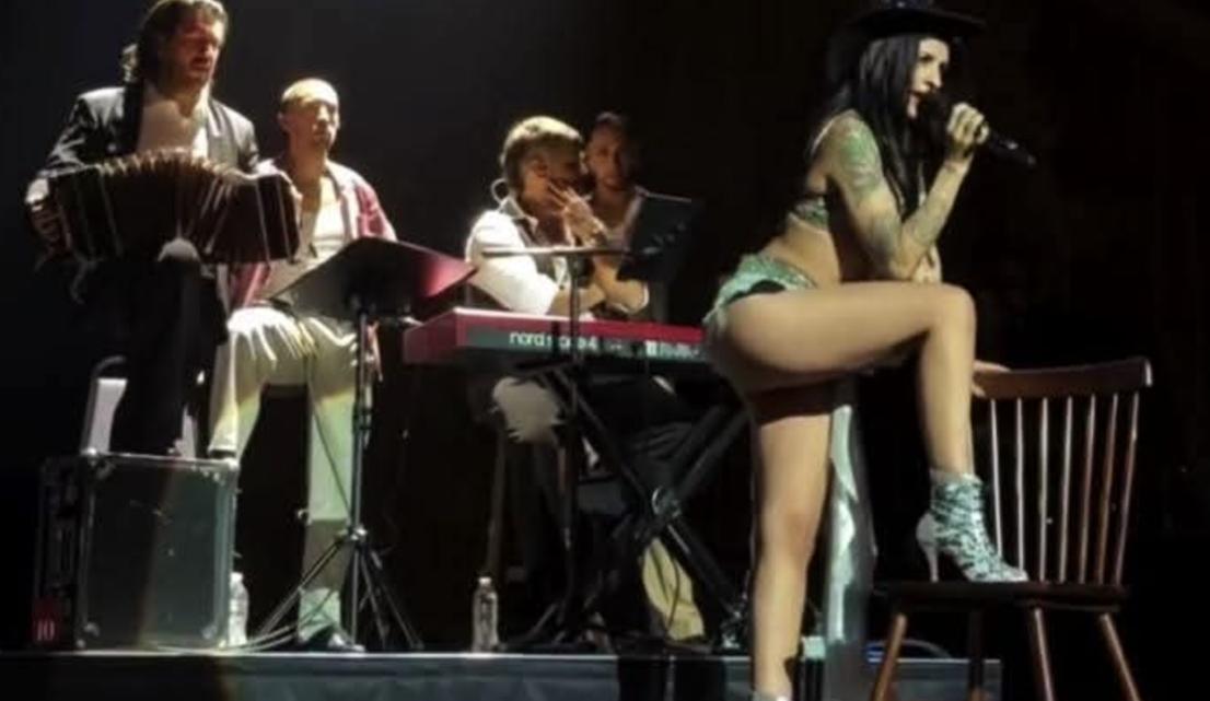Cazzu debuta en Las Vegas y conquista al público con “Con Otra”