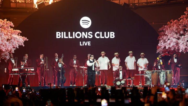 Spotify lanzará la película del concierto de Bad Bunny en Tokio  «Billions Club Live with Bad Bunny: A Concert Film»