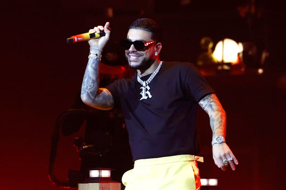 Río, hijo de J Balvin, conmueve a Ryan Castro con emotivo mensaje en pleno concierto
