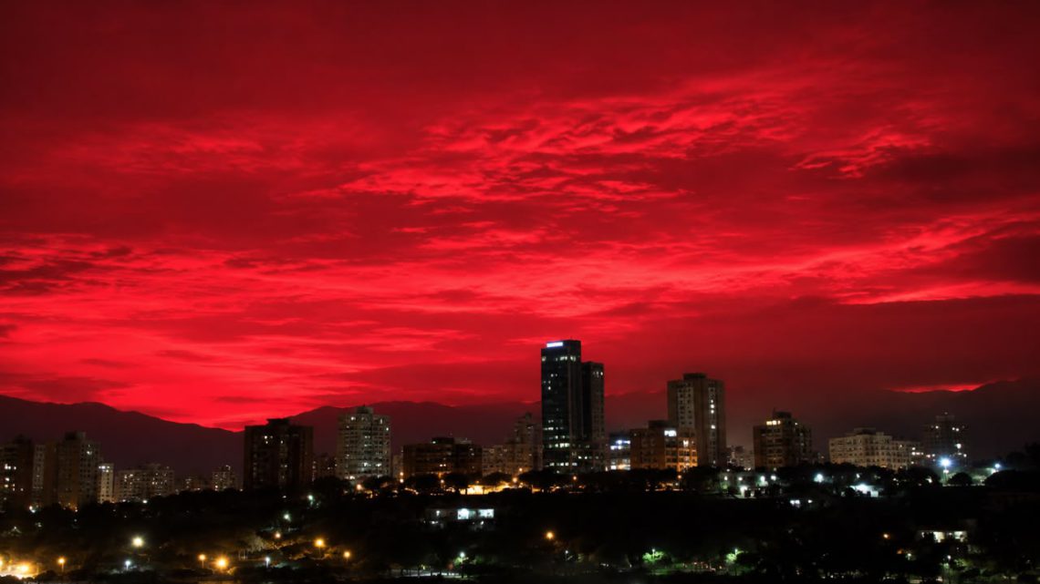 Cielo rojo en Venezuela: El fenómeno natural que tiñó el cielo venezolano